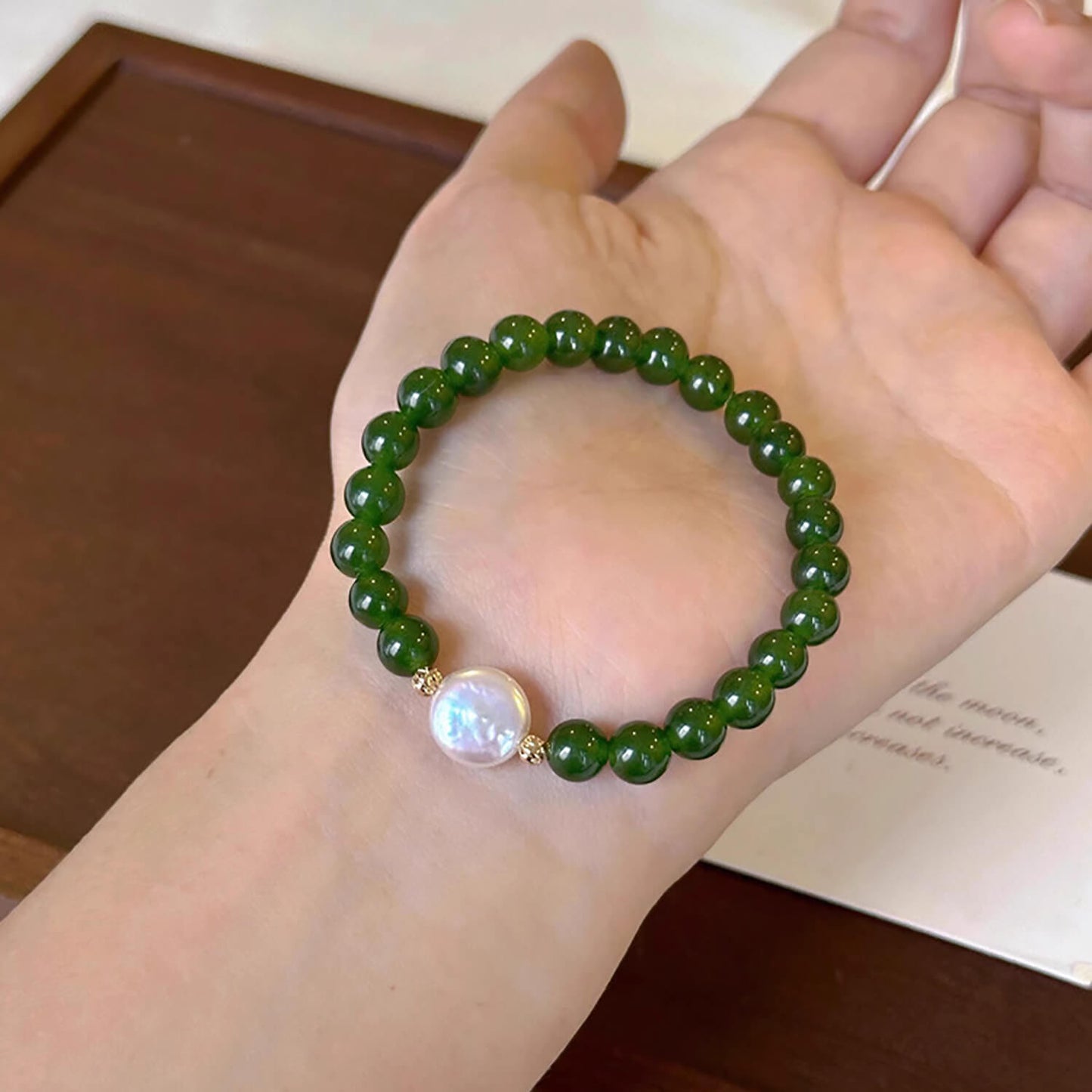 Luck Rising Natural Green Agate & Pearl Bracelet – Handmade Chinese-Inspired Beaded Jewelry for Women – 6mm / 8mm Beads, 17.5cm Length
